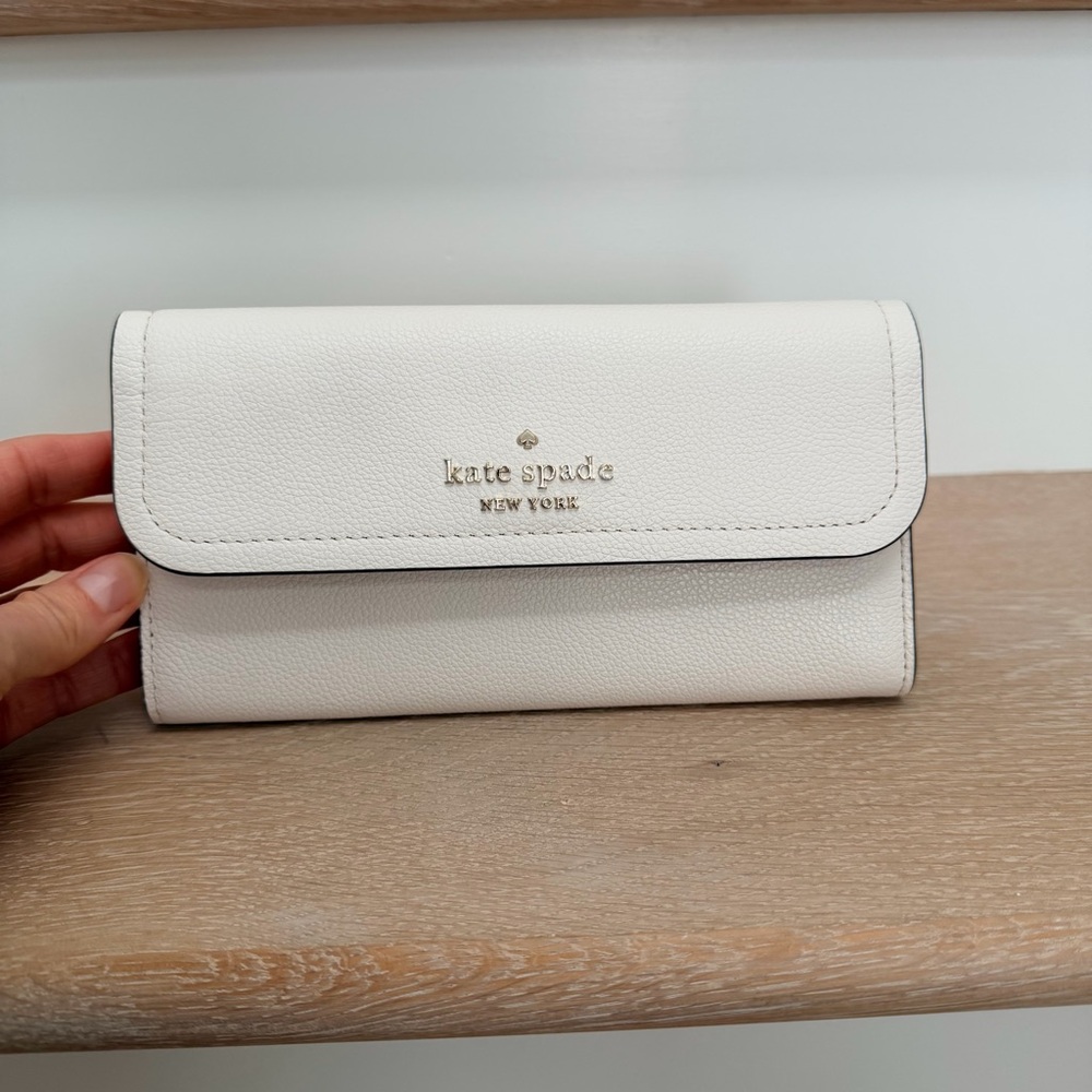 Kate Spade Rosie Wallet - Picture 5 of 10